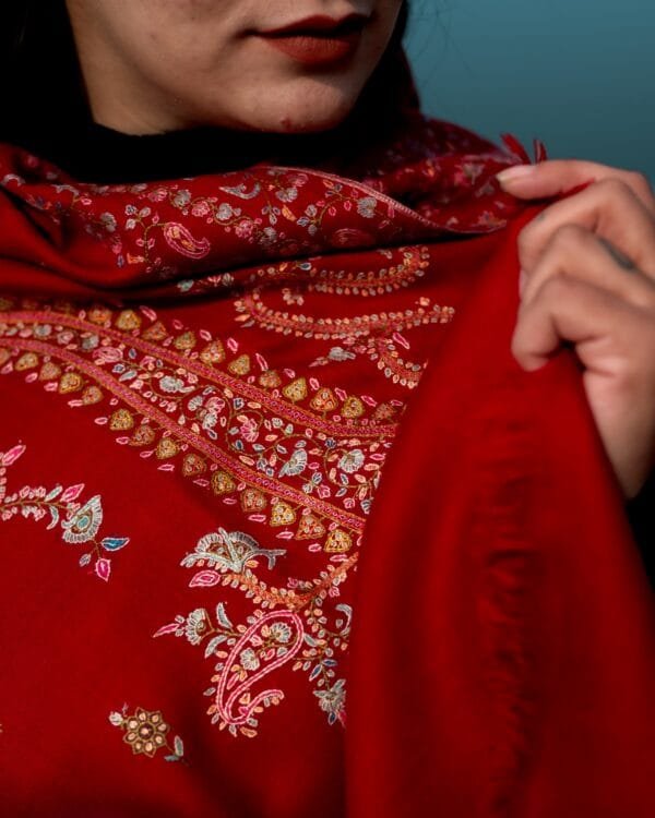 Shawl Pashmina Designdar Maroon - Image 2